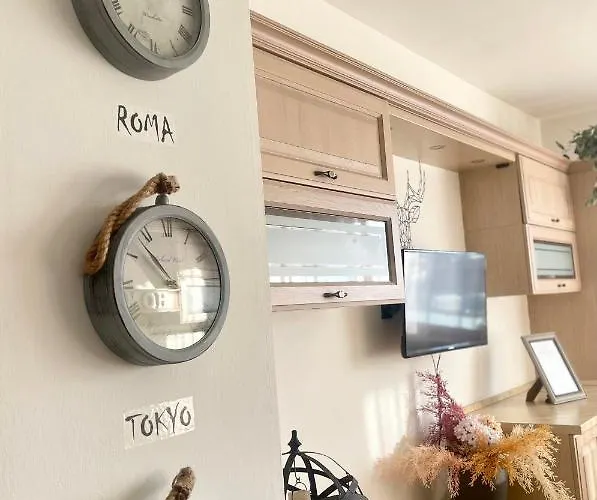 4th Floor Stanze Con Bagno Privato In Condiviso بيت ضيافة